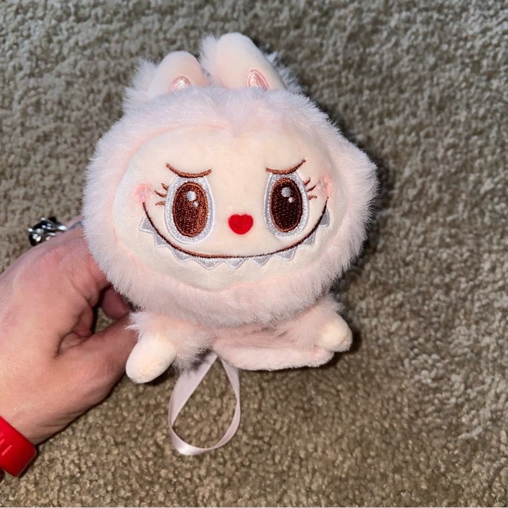 Pop Mart Mokoko magnetic shoulder plush doll